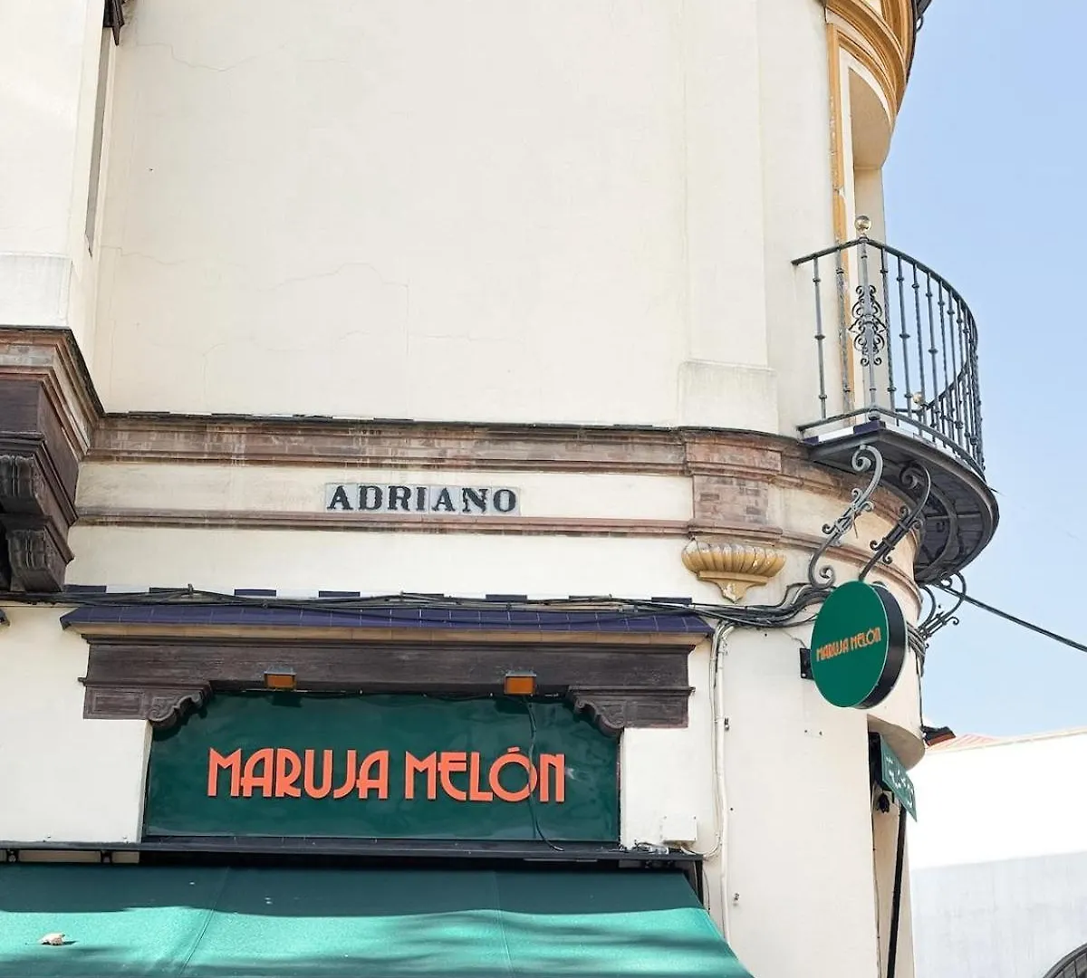 Monkeys Apartments Adriano & Terrace Σεβίλλη